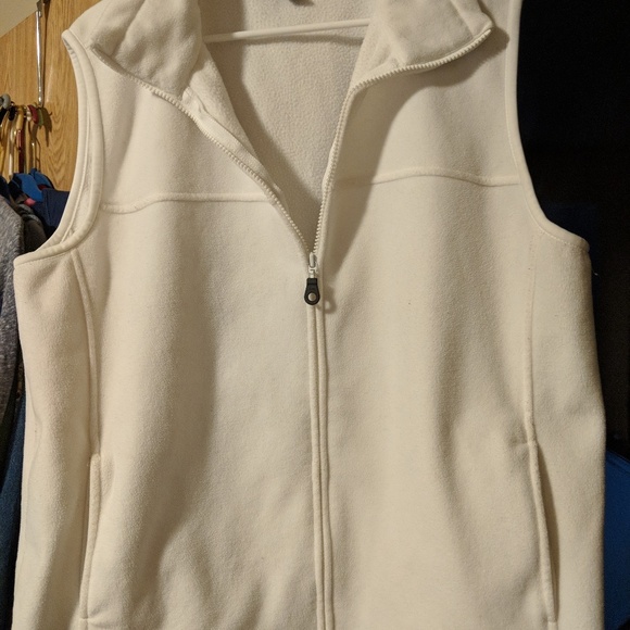 Great Northwest clothing Co. Jackets & Blazers - Great Northwest. * Fleece Vest.